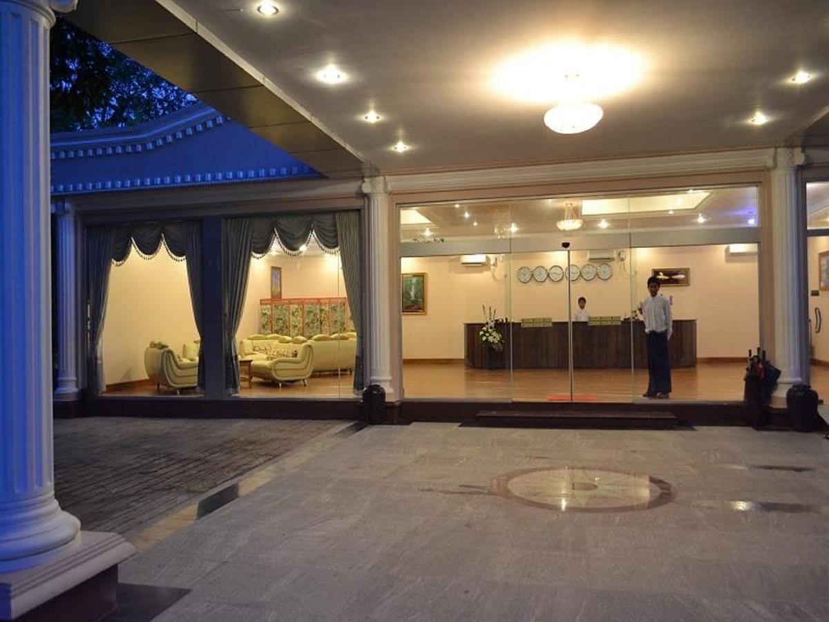 Famous Hotel Bago Pegu Exterior foto