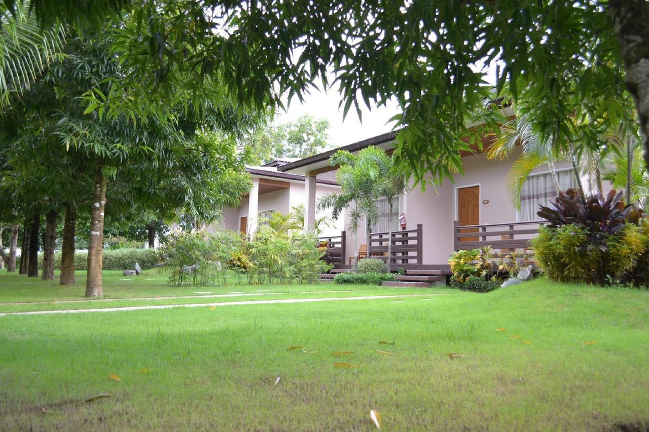 Famous Hotel Bago Pegu Exterior foto